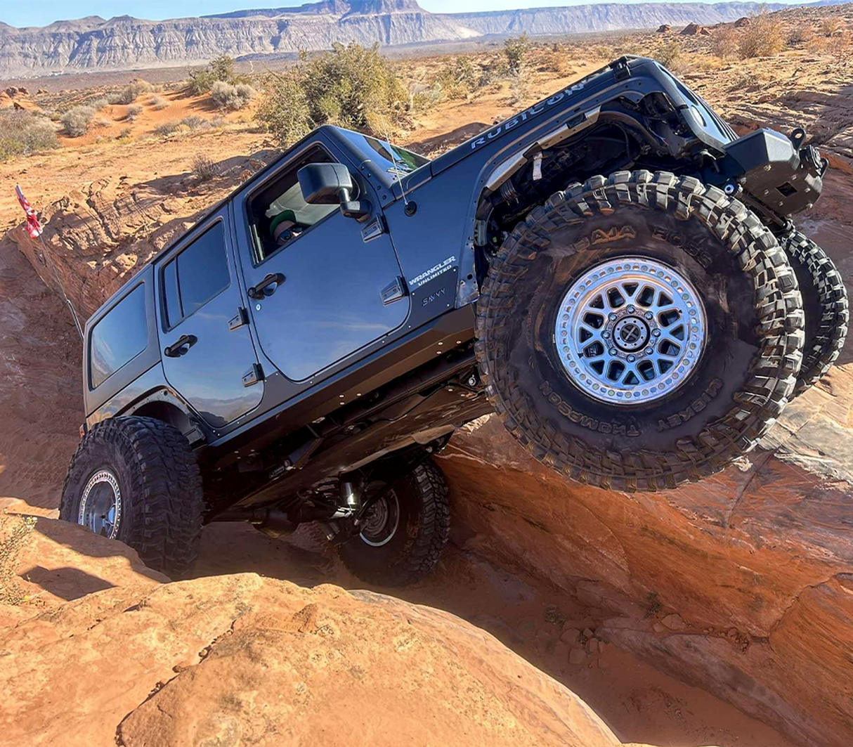 JEEP JKU SAVVY KRAWLER LITE SLIDERS (BOLT ON)