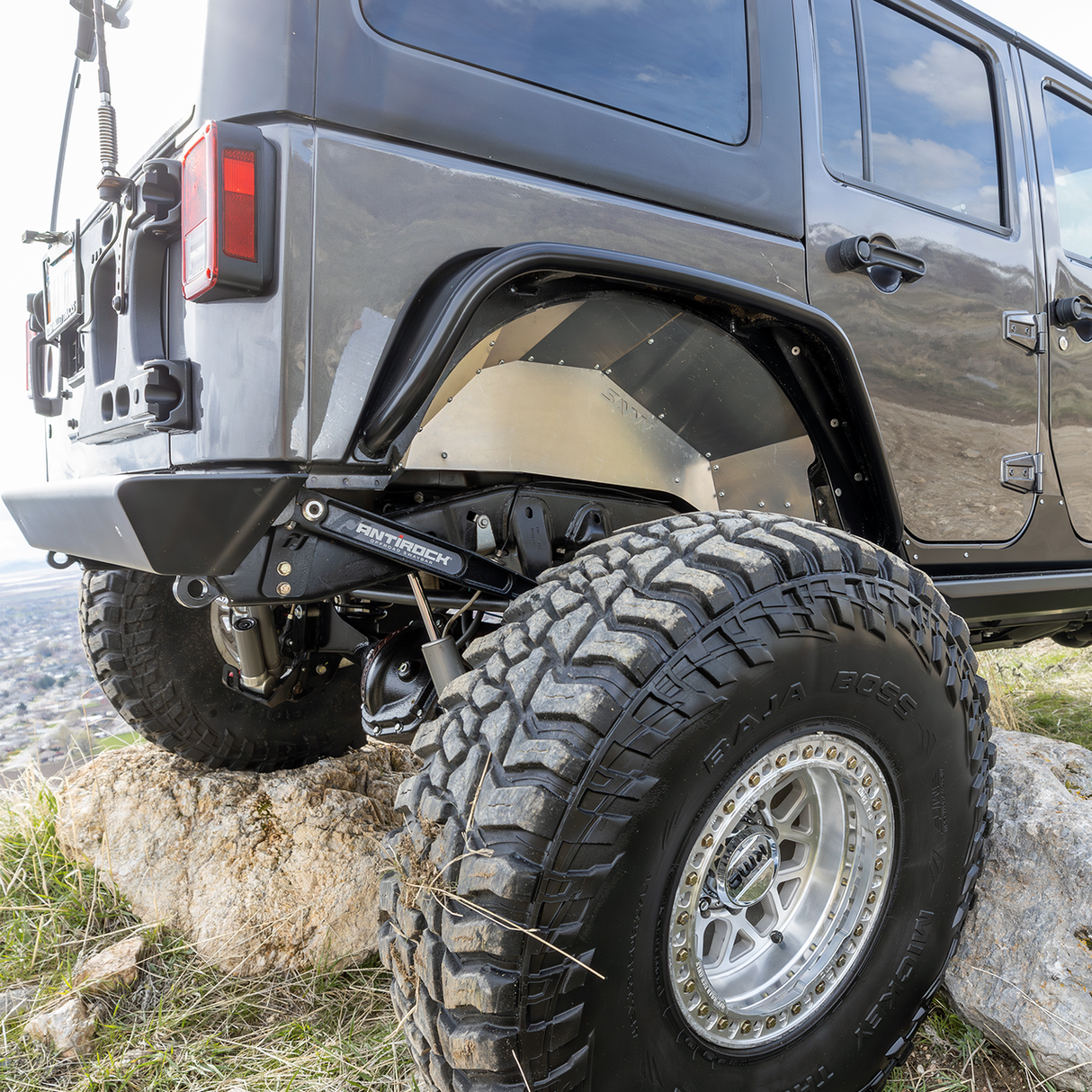 JEEP JK / JKU SAVVY HIGH CLEARANCE ALUMINUM REAR INNER FENDERS