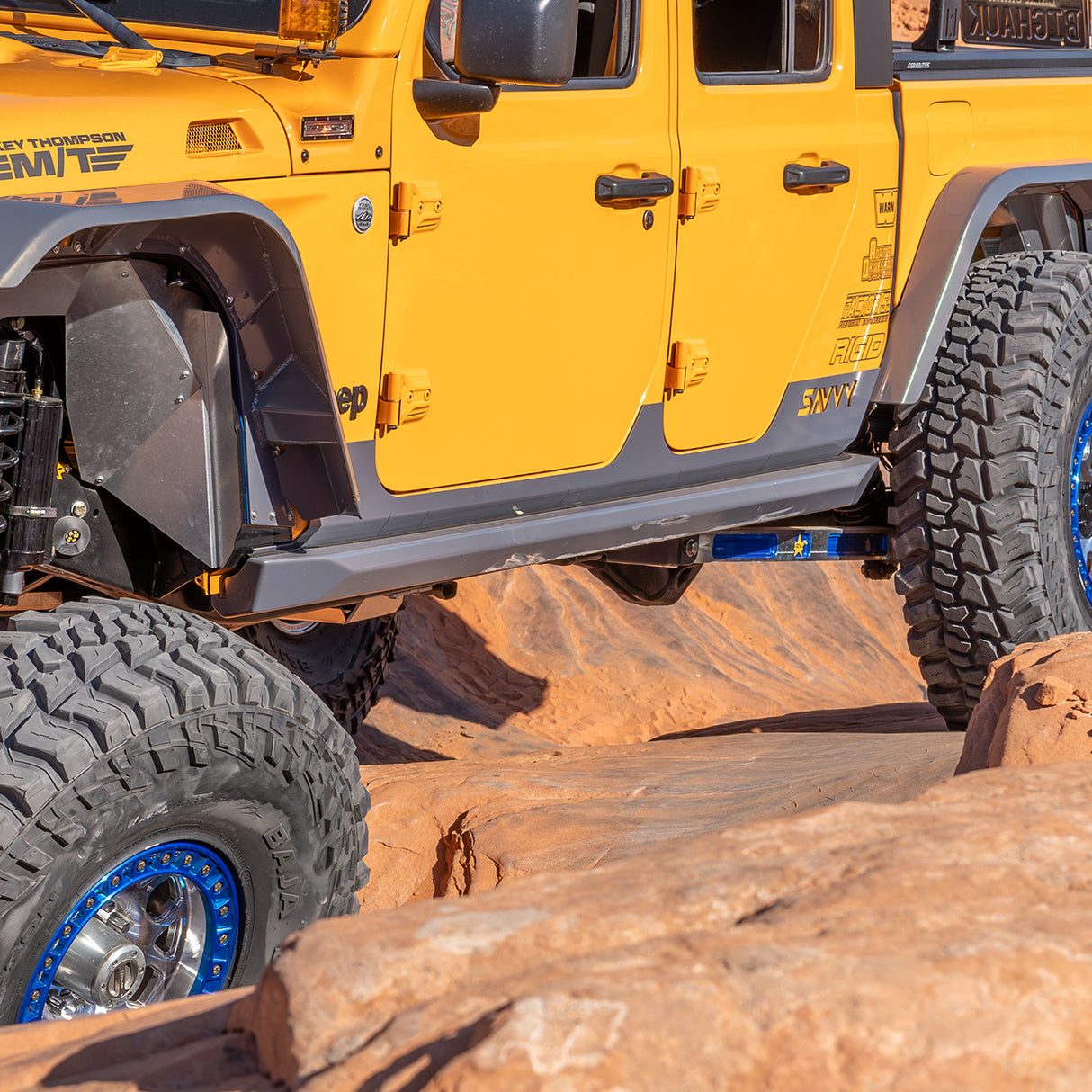 JEEP JT GLADIATOR ROCKER TRIM KIT